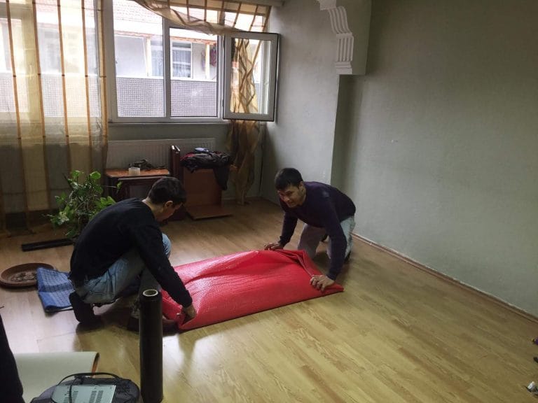 Aydınlı şehir içi nakliyat hizmetlerinde korumalı eşya taşıma işlemi
