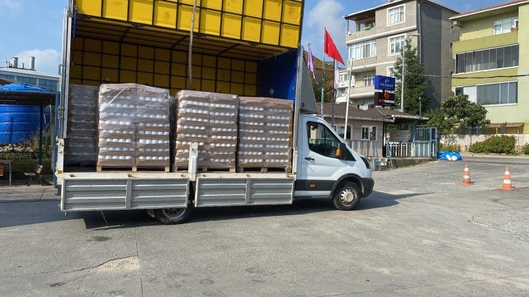 İstanbul Edirne nakliyat kapsamında kamyonetle paletli yük taşıma